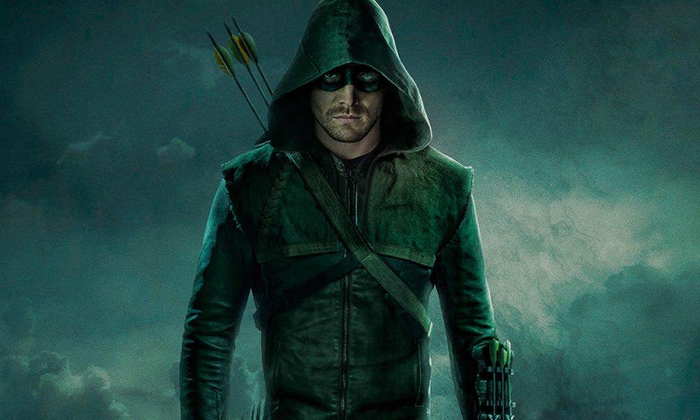 Review: Oliver Queen tenta ter uma vida normal, mas não consegue; Arrow esta de volta, confira!