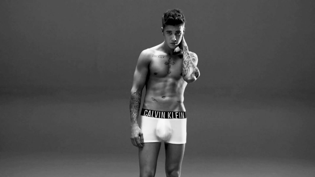 Calvin Klein anuncia promoção para assistir ao show de Justin Bieber em Londres