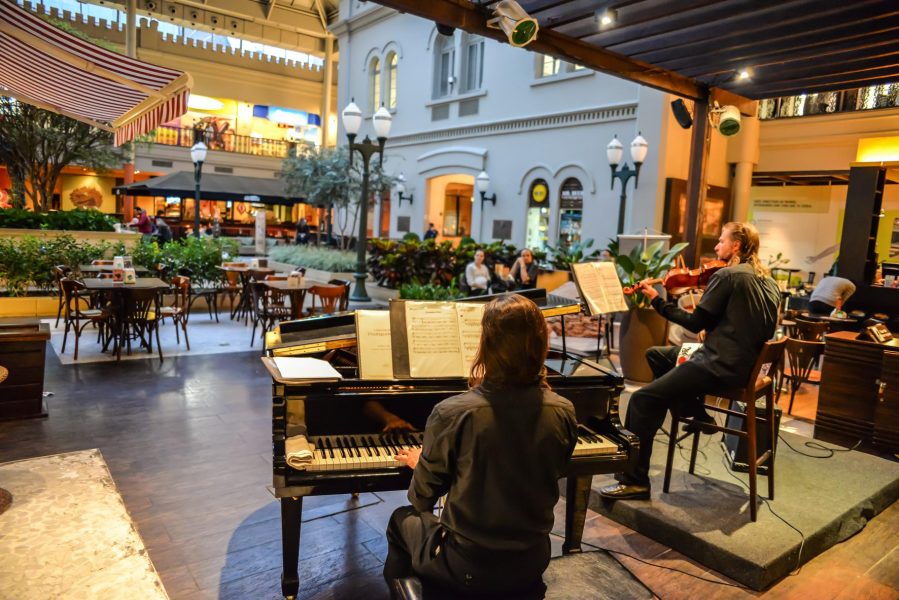 Largo Curitiba harmoniza gastronomia e piano