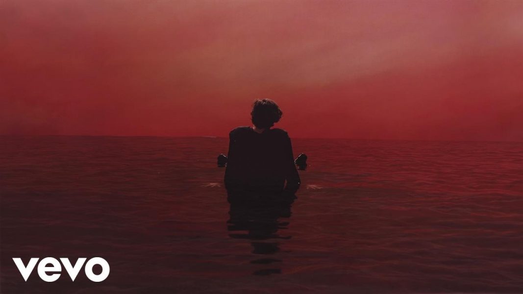 Ouça ‘Sign Of The Times’, primeiro single solo de Harry Styles