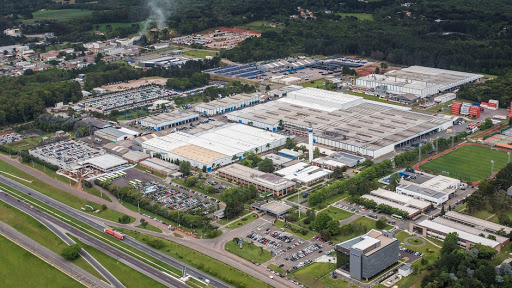 Por causa do novo coronavírus, Volvo decide dar férias coletivas na fábrica de Curitiba