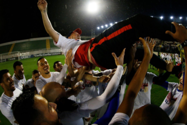 Com nove gols na Série B, Claudinho comemora acesso do Bragantino