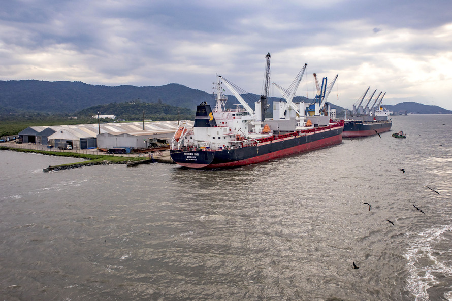 Porto de Antonina passa a receber navios de maior capacidade