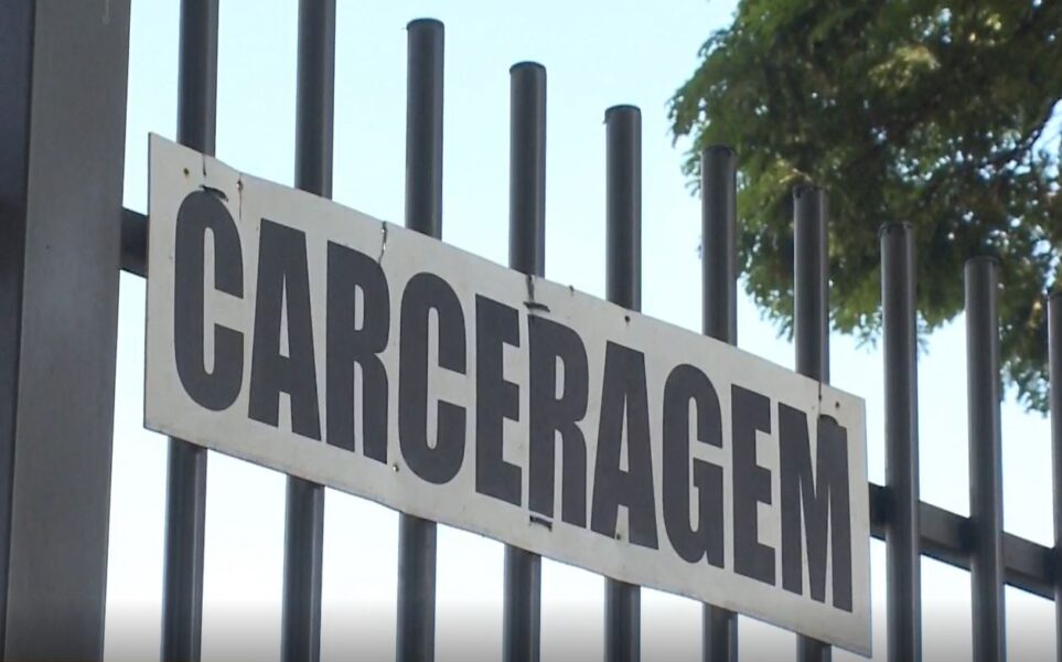 Surto em presídio: cadeia do Paraná tem quase 60% dos presos contaminados pela covid-19