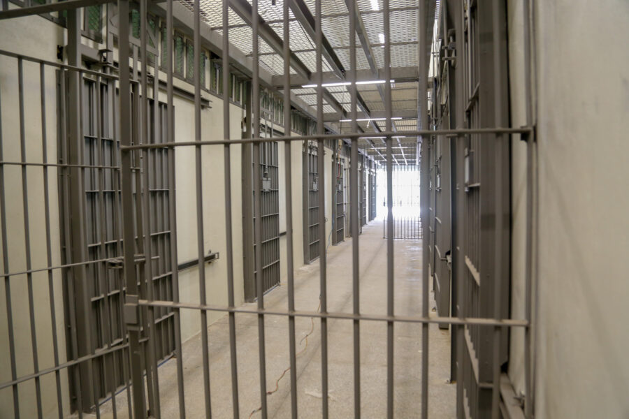 Surto de Covid-19 é registrado na Penitenciária Feminina do Paraná