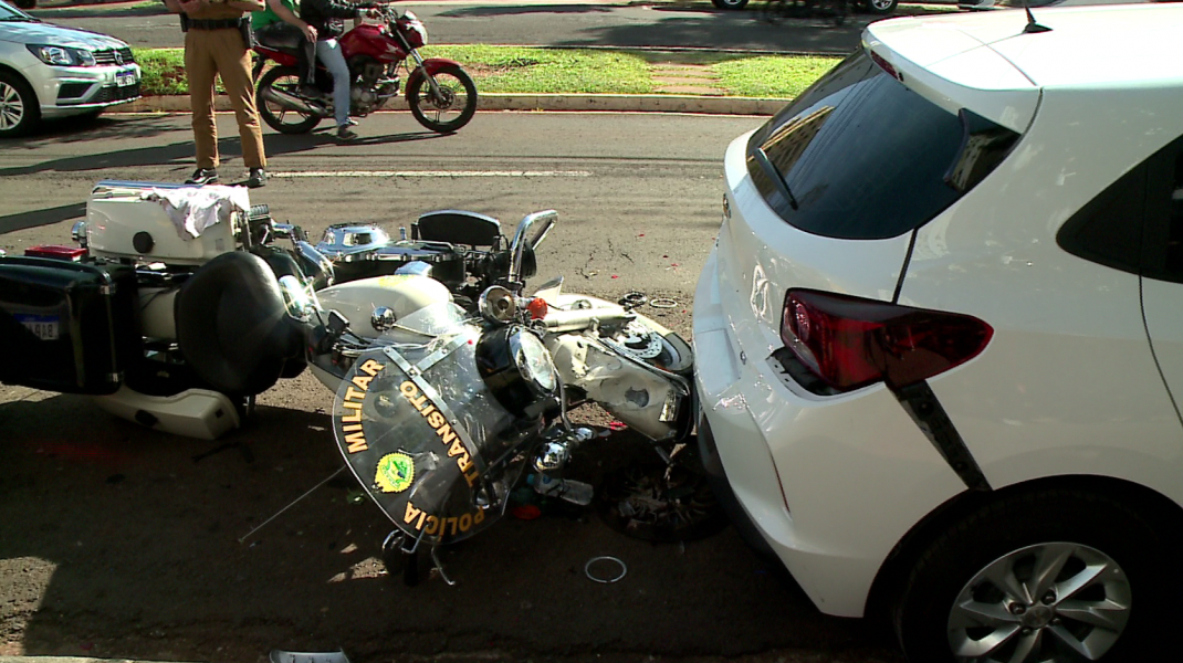 PM sofre acidente durante perseguição, em Londrina; motociclista conseguiu fugir