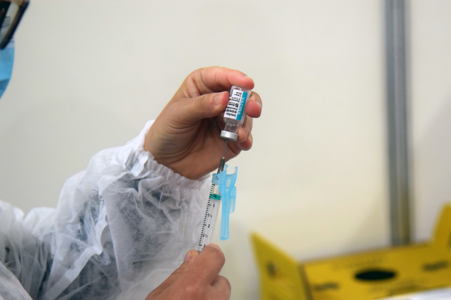 Paraná aplicou mais de 1,4 milhão de vacinas contra a Covid-19 apenas nos fins de semana