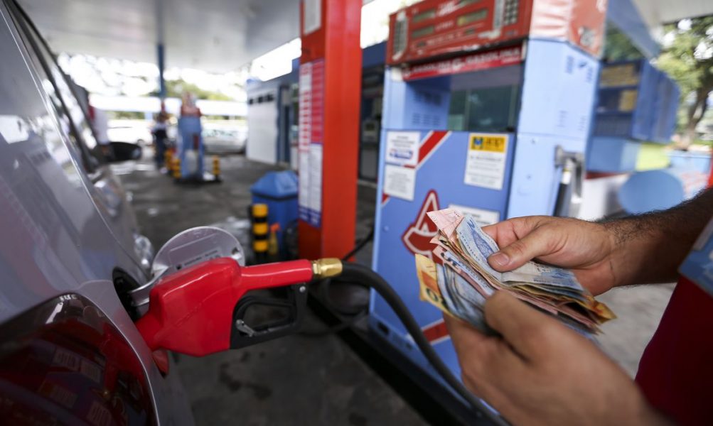 Preço da gasolina e do diesel sobem nesta terça-feira (26); esse é o segundo aumento do mês