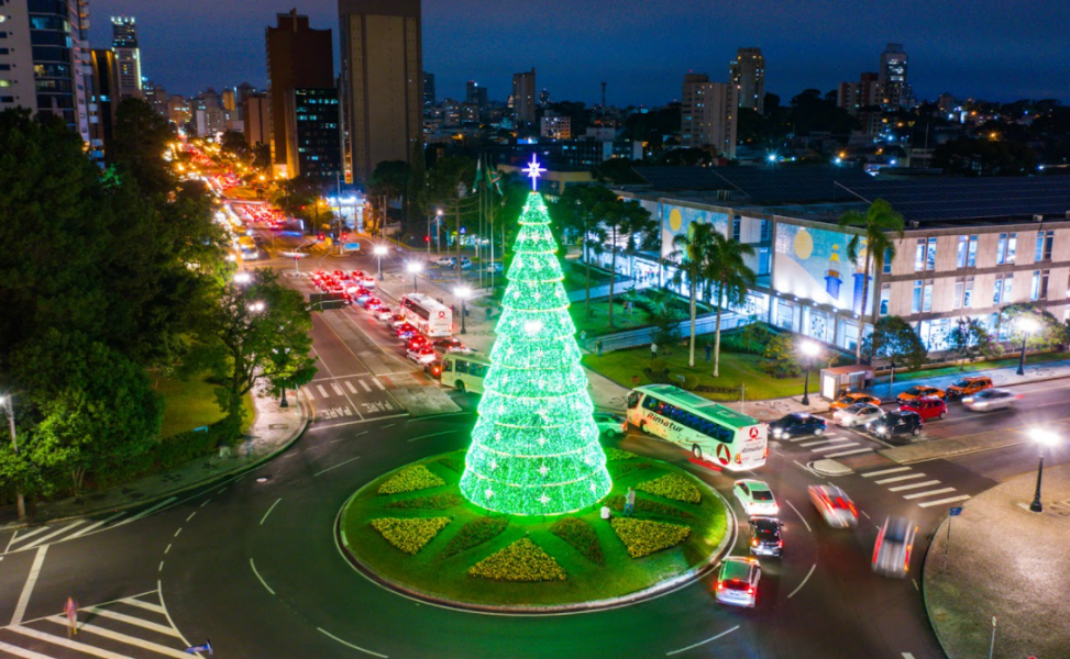 Curitiba lança programação do Natal 2021