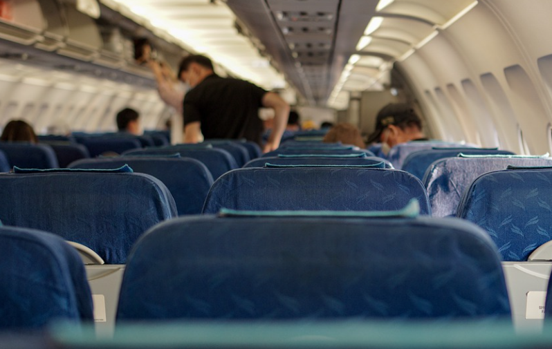 Homem diz ter sido abusado sexualmente por passageiro durante voo