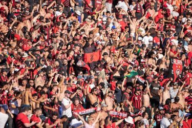 Athletico marca festa na Arena da Baixada para comemorar bi da Copa Sul-Americana