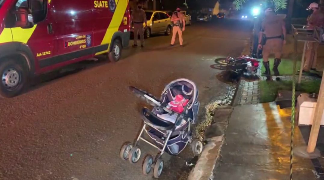 Grave: mãe e bebê são atropelados por motociclista no Oeste do PR