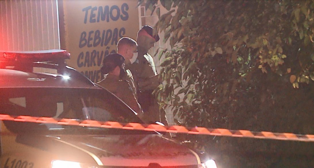 Homem é morto em bar de Curitiba; dívida de drogas seria o motivo do crime