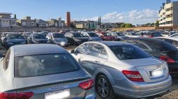 Curitiba realiza leilão de carros a partir de R$ 800; saiba como participar