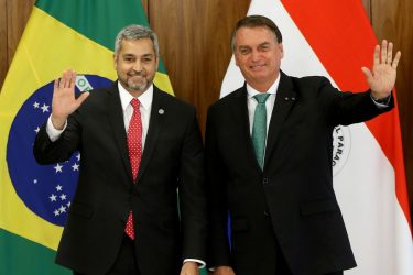 Brasil e Paraguai falam de construção de terceira ponte ligando os dois países