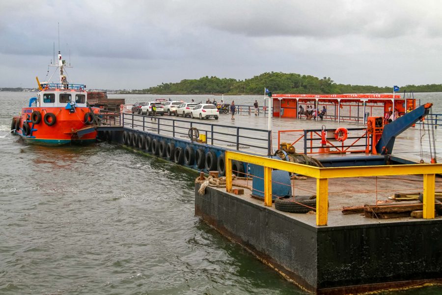 Tempo real: acompanhe o movimento no ferry boat de Guaratuba