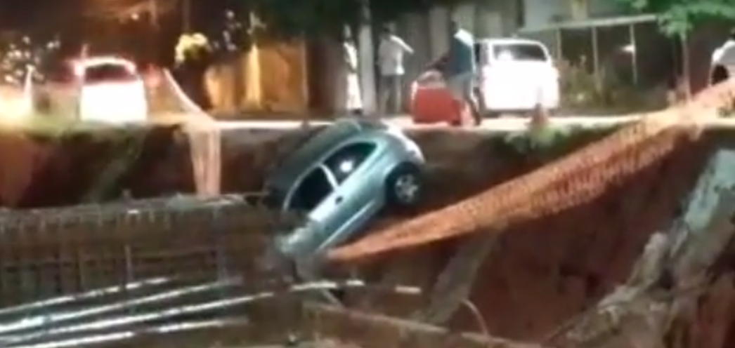 Motorista despenca em buraco aberto para construção de viaduto, em Londrina