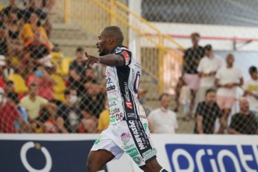 Em grande jogo, Cascavel Futsal vence no primeiro jogo da final da Liga Nacional