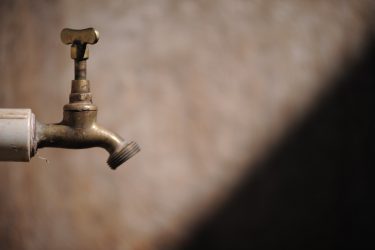 Com escassez de chuvas, Sanepar alerta sobre rodízio de água em 10 cidades do PR