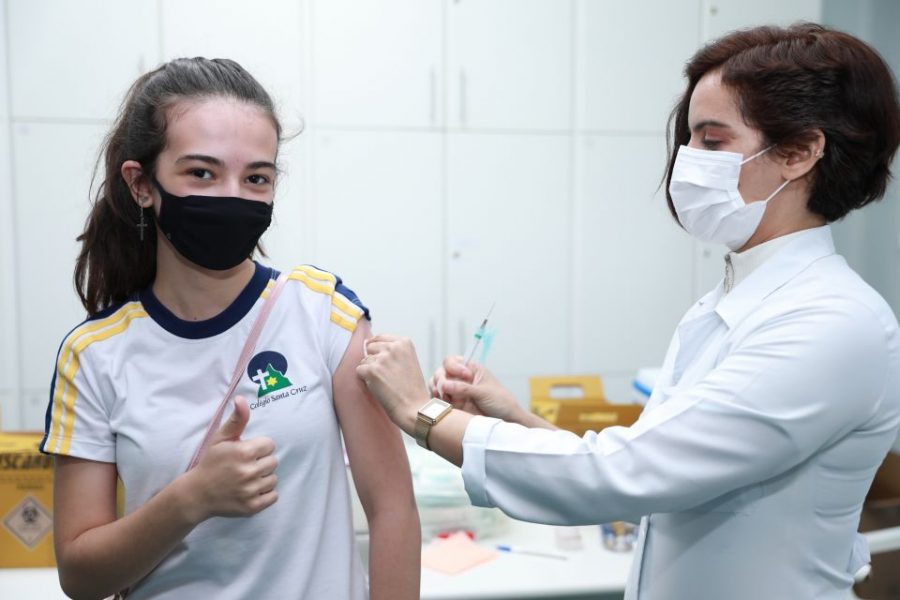 Maringá tem mais de 25% dos adolescentes totalmente vacinados contra a Covid-19