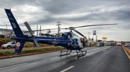 VÍDEO: Policial rodoviário critica pouso de helicóptero durante resgate de acidente: “causou engarrafamento”
