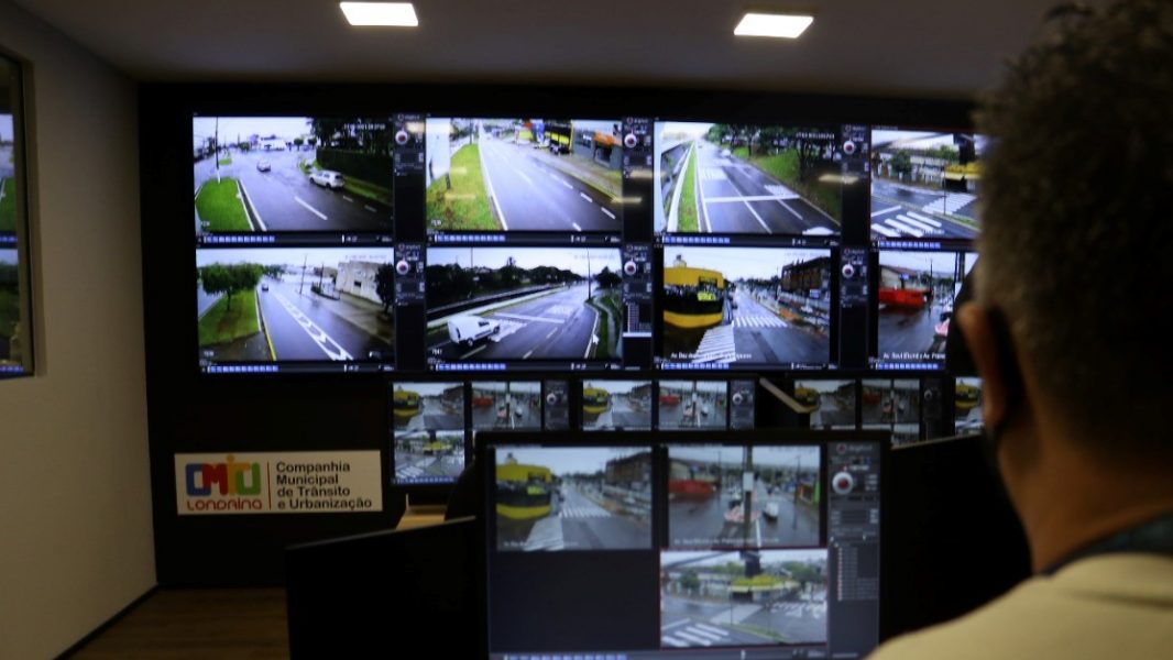 Londrina registrou 226.969 infrações de trânsito, em 2021; veja o radar que mais gerou multa