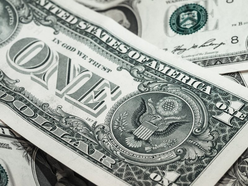 Ex-banqueiro justifica gastos em casa de striptease como “negócios”