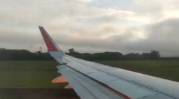 Vídeo: Pássaros causam explosão de turbina de avião no Paraná