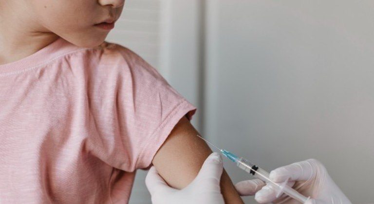 Maringá inicia vacinação de crianças a partir de 5 anos contra Covid-19 nesta segunda (17)