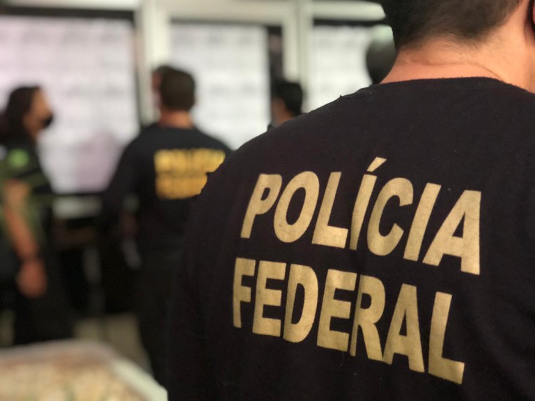 PF realiza operação em Maringá após procurador federal ter computador furtado