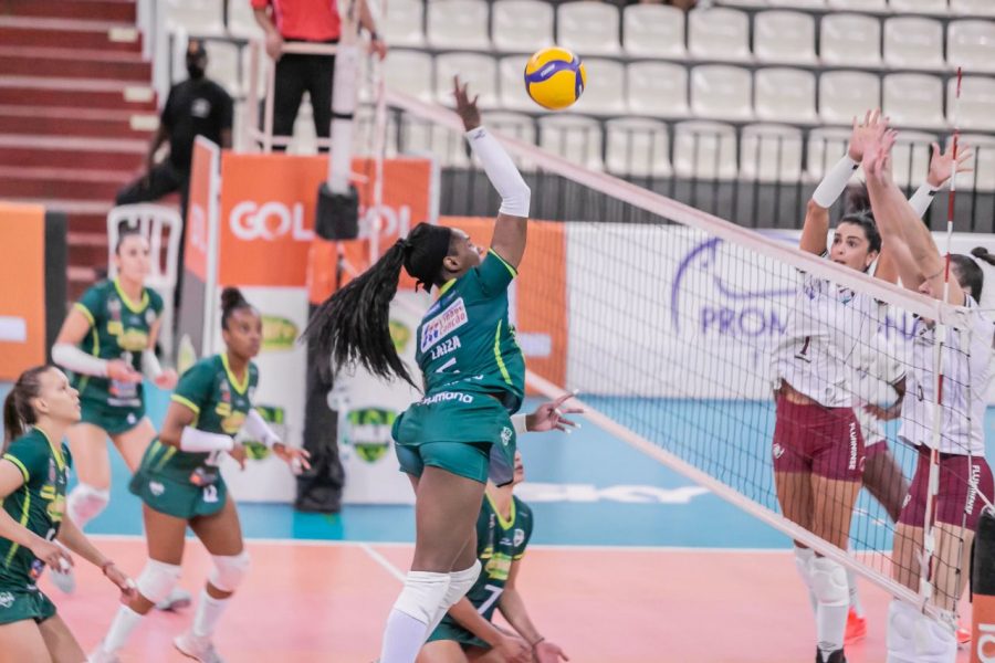 Maringá recebe o Praia Clube pela Superliga feminina de vôlei