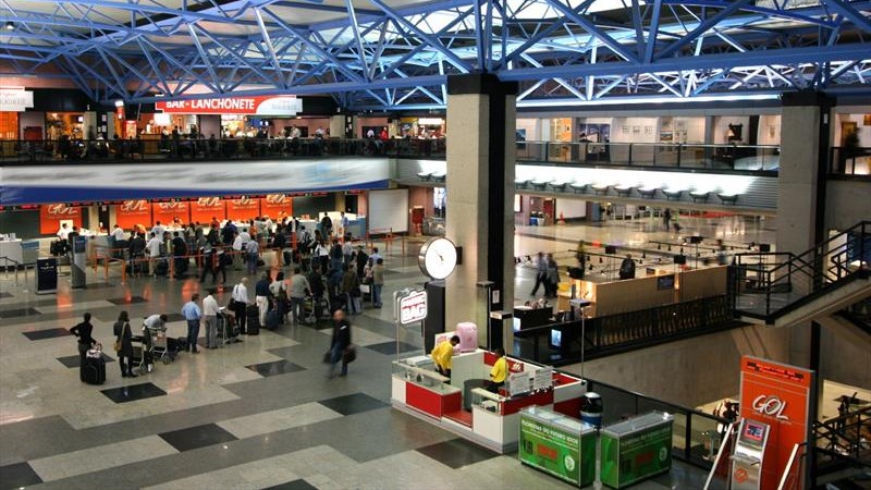 CCR assume administração de aeroportos de Curitiba e Foz do Iguaçu