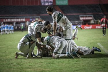 Coritiba sofre, mas vence Pouso Alegre-MG nos pênaltis e se classifica à terceira fase da Copa do Brasil
