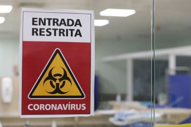 Ocupação de enfermarias SUS para Covid-19 em Curitiba é de 63%