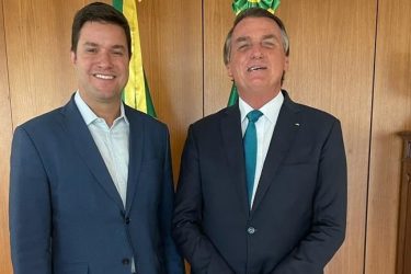 “Foi muito boa a conversa”, diz Guto Silva sobre encontro com Jair Bolsonaro