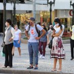 Prefeitura de Curitiba avisa que pode voltar a exigir máscaras no comércio