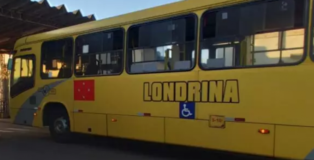 Homem tenta assaltar ônibus de Londrina e é amarrado pelos passageiros