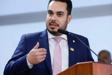 Deputado Paulo Martins anuncia filiação ao PL para possível disputa pelo Senado