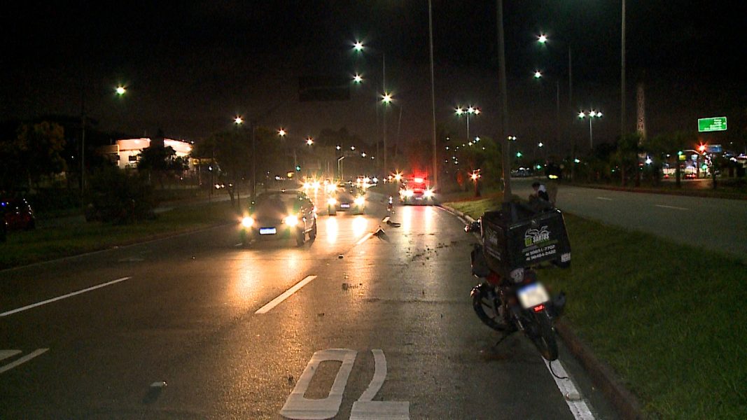 Jovem motociclista morre em acidente na Linha Verde, em Curitiba