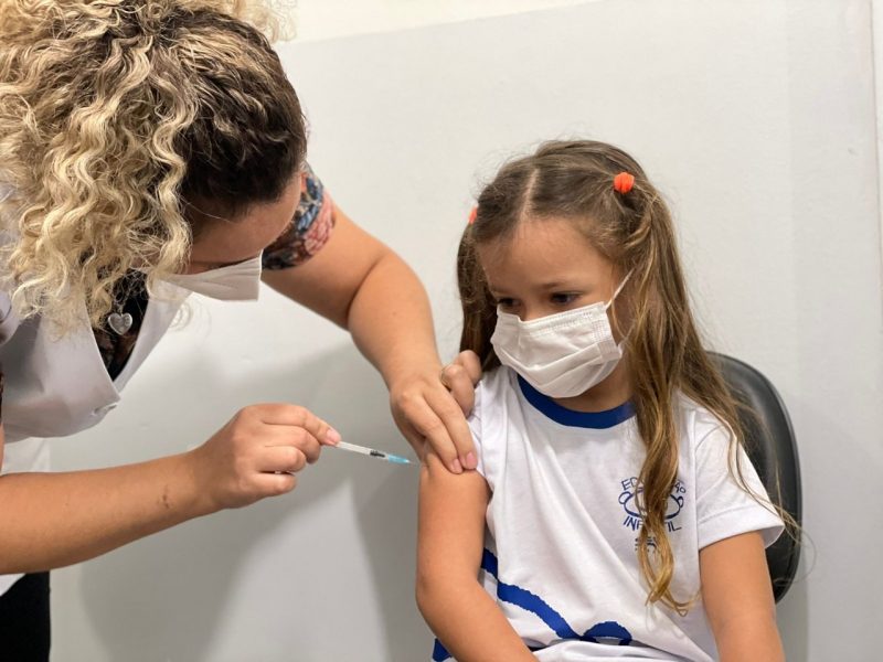 Veja quem pode receber vacina anticovid em Curitiba na próxima semana