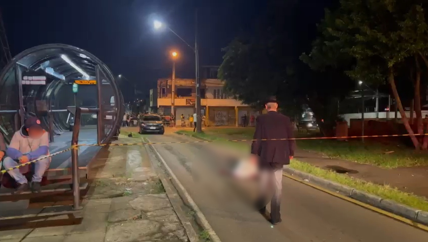 Jovem é assassinado a tiros no Pinheirinho, em Curitiba