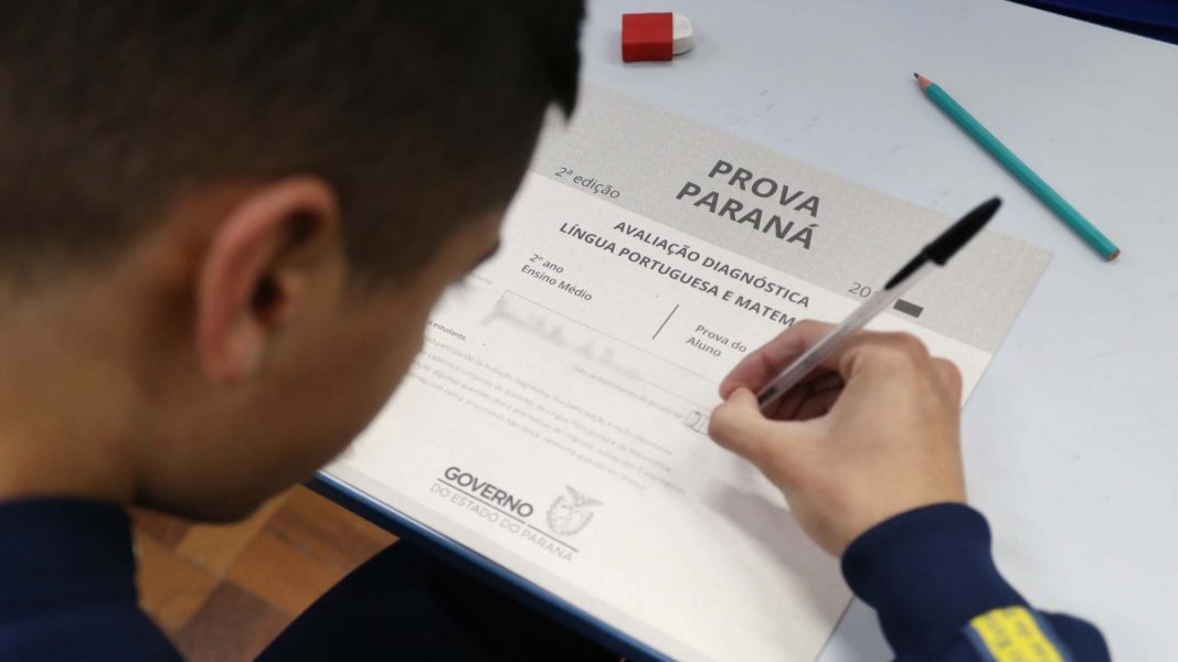 Prova Paraná será aplicada em maio, de forma presencial, para avaliar aprendizado na rede estadual