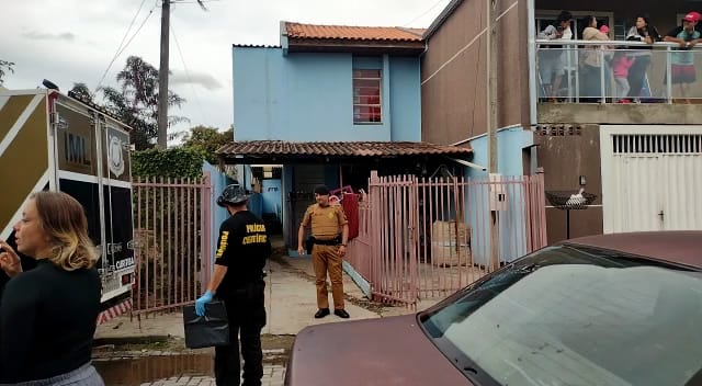 Rapaz é morto com pelo menos 30 tiros na Vila Zumbi dos Palmares