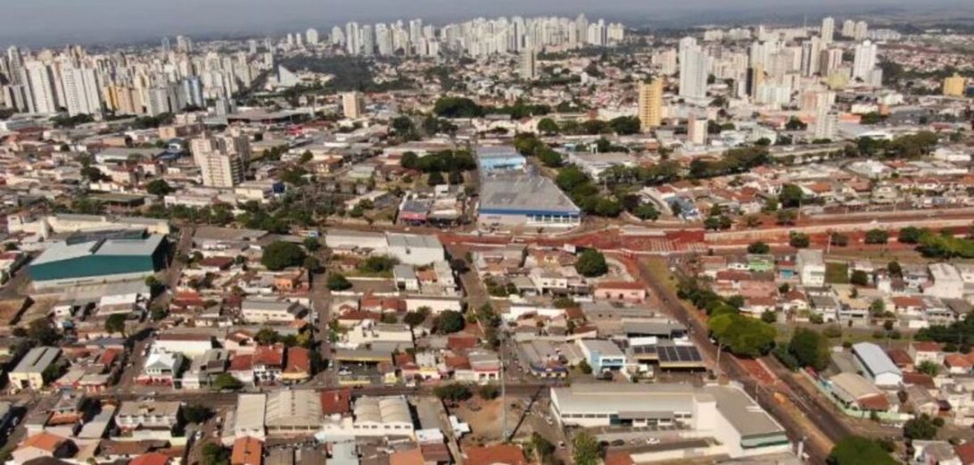 Trecho da Av. Rio Branco em Londrina é interditado; veja rotas alternativas