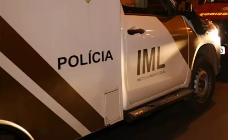 Incêndio suspeito: homem morre carbonizado em pensionato de Maringá e polícia investiga