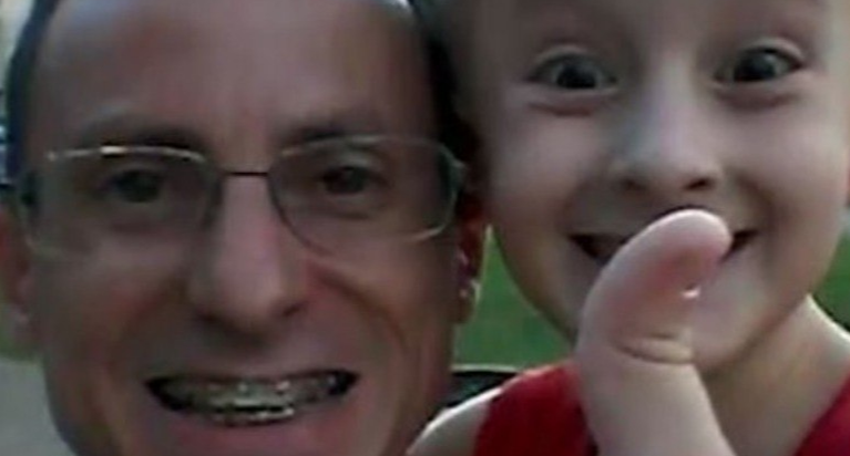Pai mata filho de oito anos em hotel após perder a guarda da criança