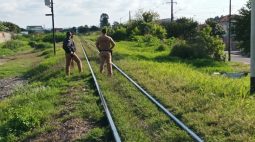 Homem é encontrado morto ao lado de linha férrea no Cajuru