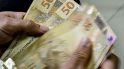 Câmara aprova Medida Provisória que define salário mínimo em R$ 1.212