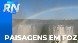 Turistas estão encantados com as paisagens das Cataratas do Iguaçu
