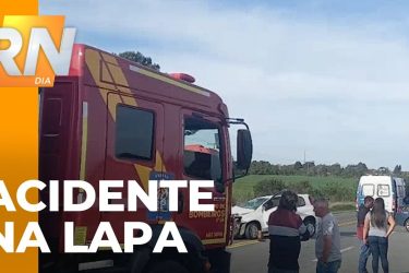 Câmera flagra acidente fatal na Lapa: batida entre carros mata idosa e fere 4 pessoas
